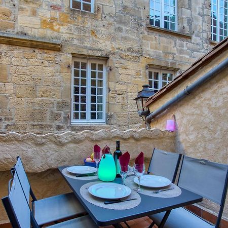 Chez Alice Appartement En Plein Centre Ville Sarlat-la-Canéda Exterior foto
