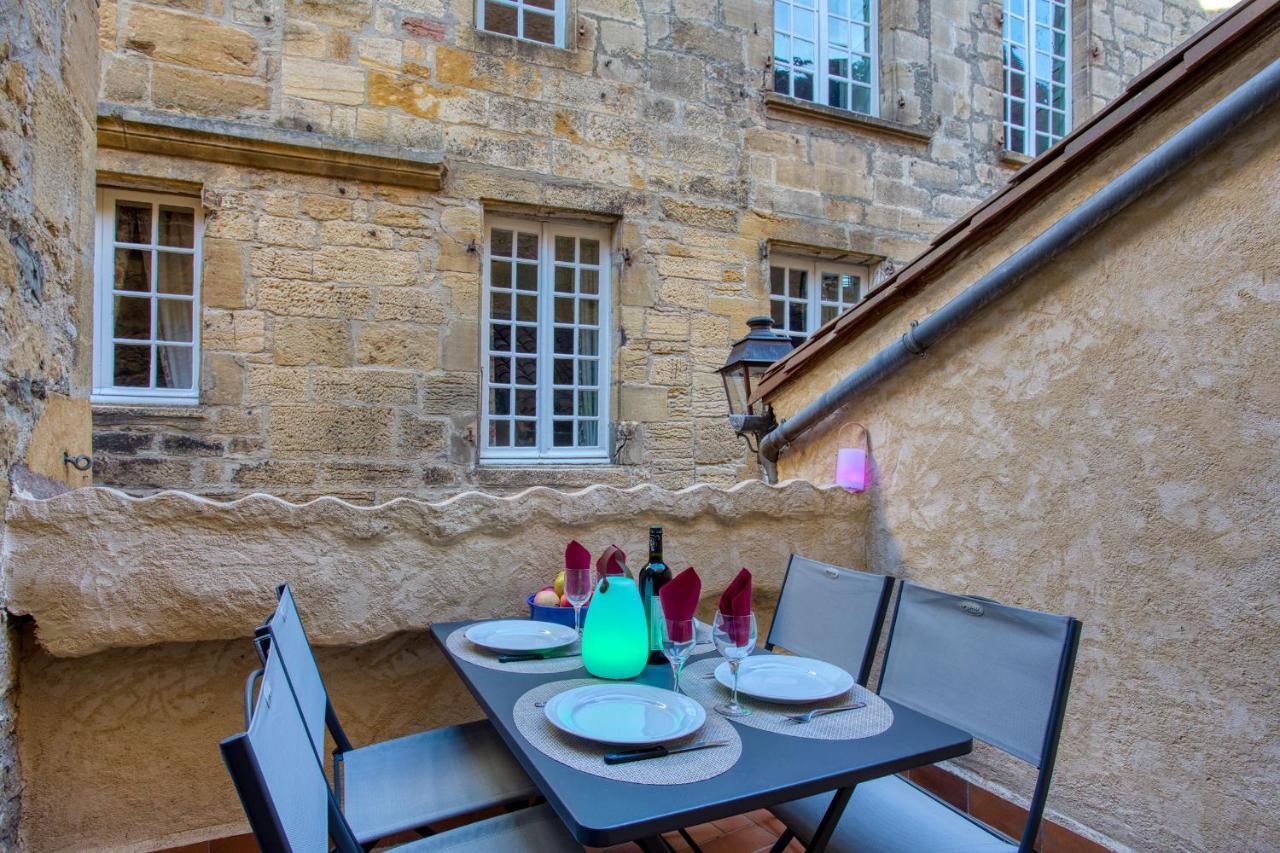 Chez Alice Appartement En Plein Centre Ville Sarlat-la-Canéda Exterior foto